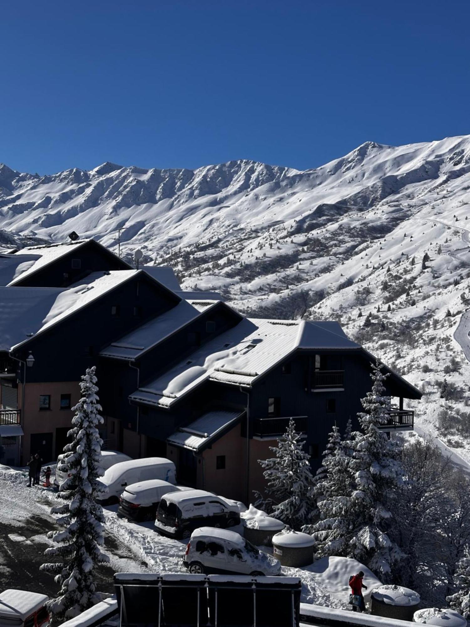 Hotel Club "Les Carrettes" فالمينييه المظهر الخارجي الصورة