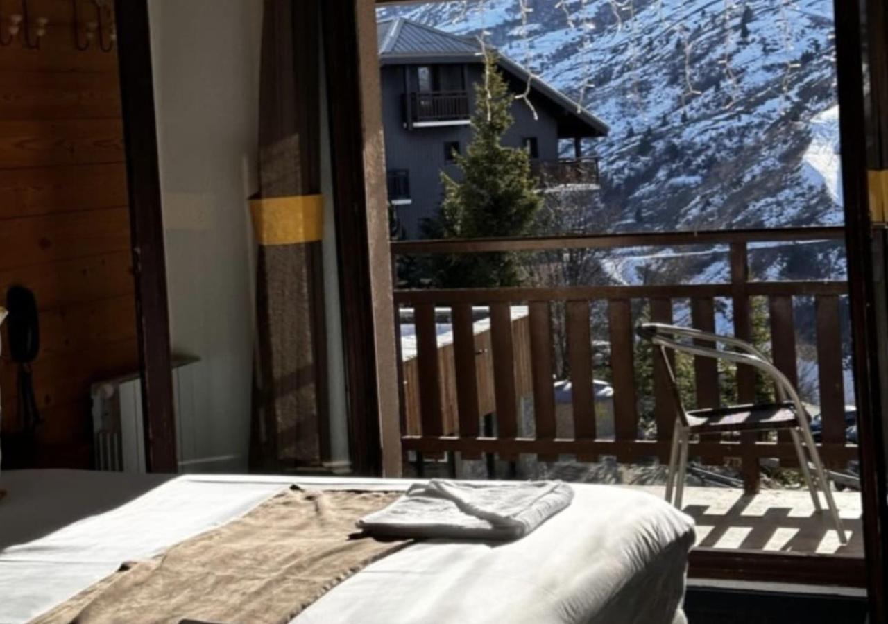 Hotel Club "Les Carrettes" فالمينييه المظهر الخارجي الصورة